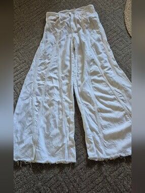 We The Free Off-White Denim Wide Keg Jeans Sz.26